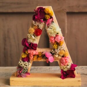 Inicial de flor seca amb Això Flors